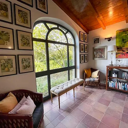 Σπίτι διακοπών Stone House With Views Of Langhe Valley